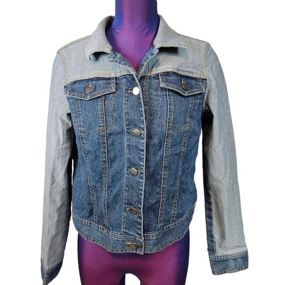 Skye's the Limit Light & Medium Wash Colorblock Denim Jean Jacket Size Small L20 - Picture 1 of 10